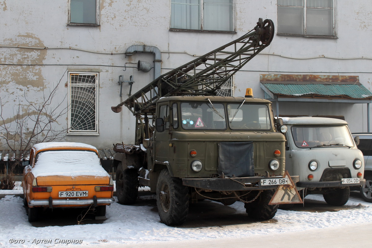 Восточно-Казахстанская область, № F 266 DB — ГАЗ-66-02