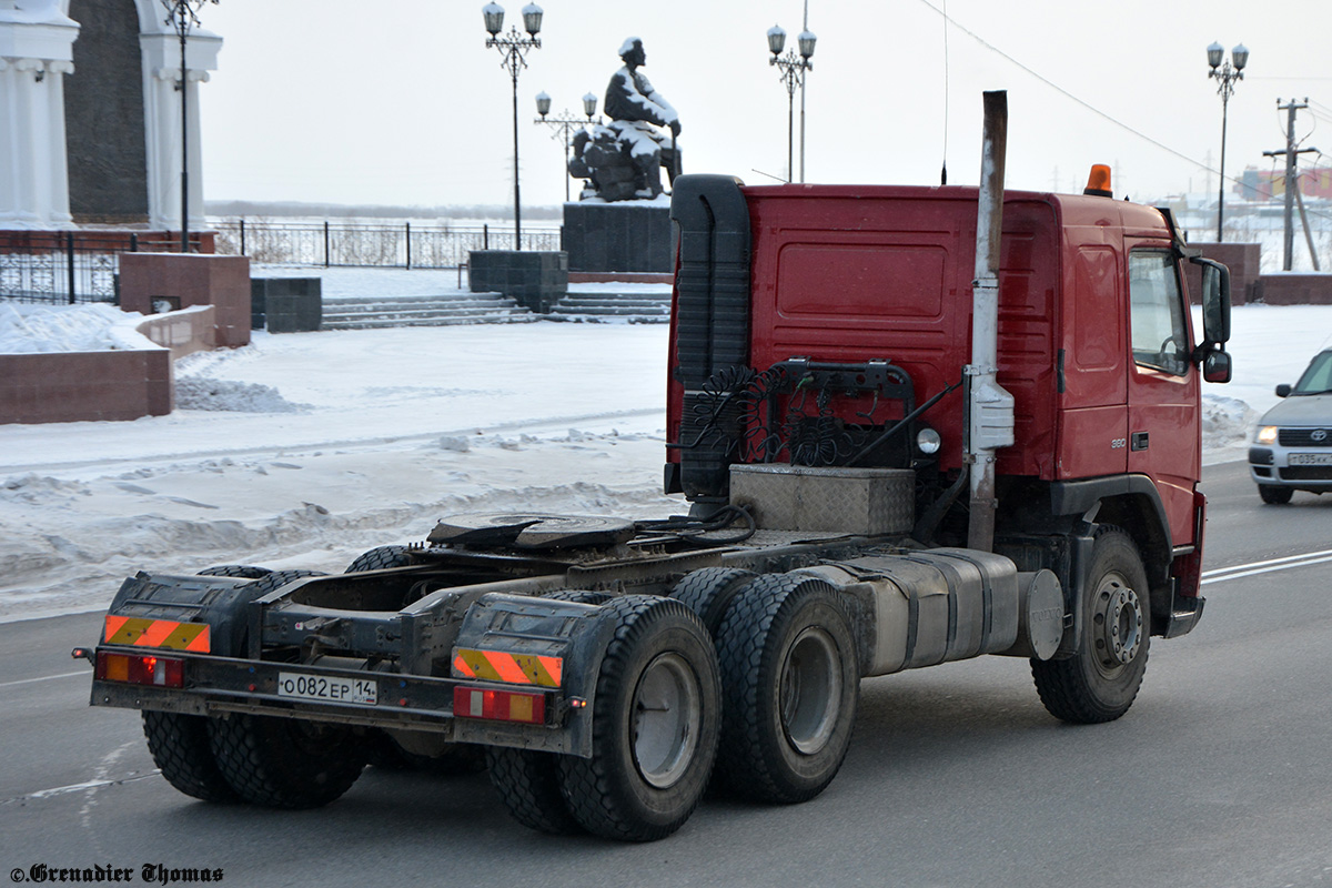 Саха (Якутия), № О 082 ЕР 14 — Volvo ('2002) FM12.380