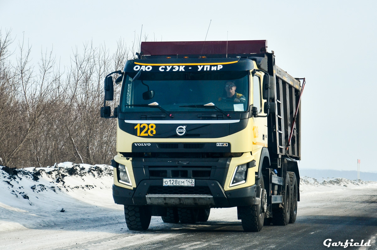 Кемеровская область, № О 128 ЕМ 142 — Volvo ('2013) FMX.420 [X9P]