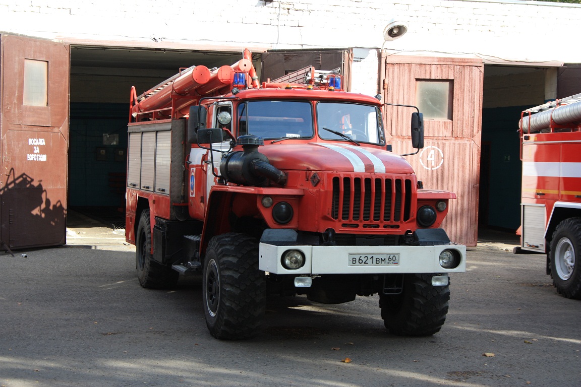 Псковская область, № В 621 ВМ 60 — Урал-43206-41