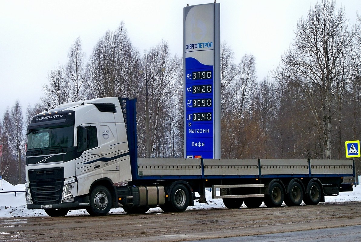 Смоленская область, № А 032 ЕЕ 67 — Volvo ('2012) FH.460
