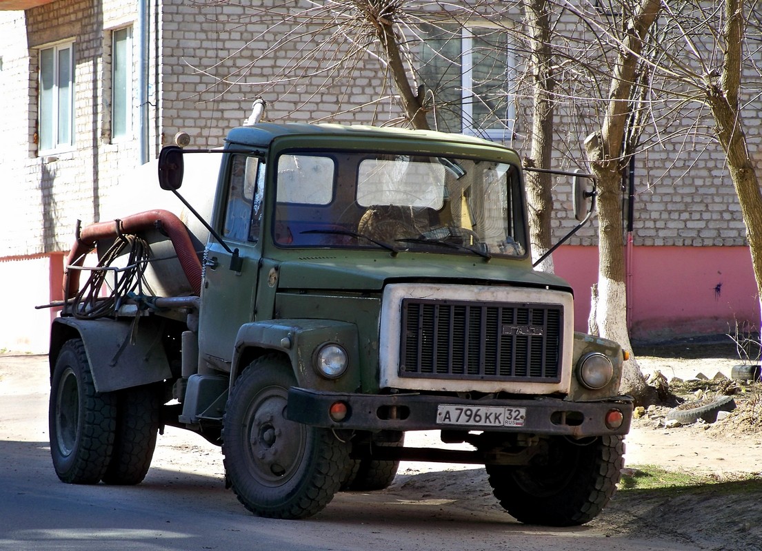 Брянская область, № А 796 КК 32 — ГАЗ-3307