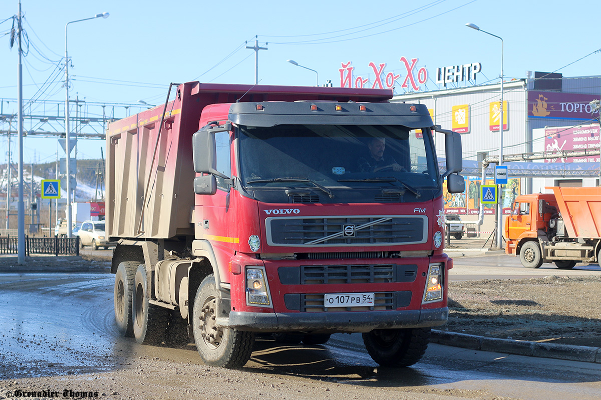 Новосибирская область, № О 107 РВ 54 — Volvo ('2002) FM12.400