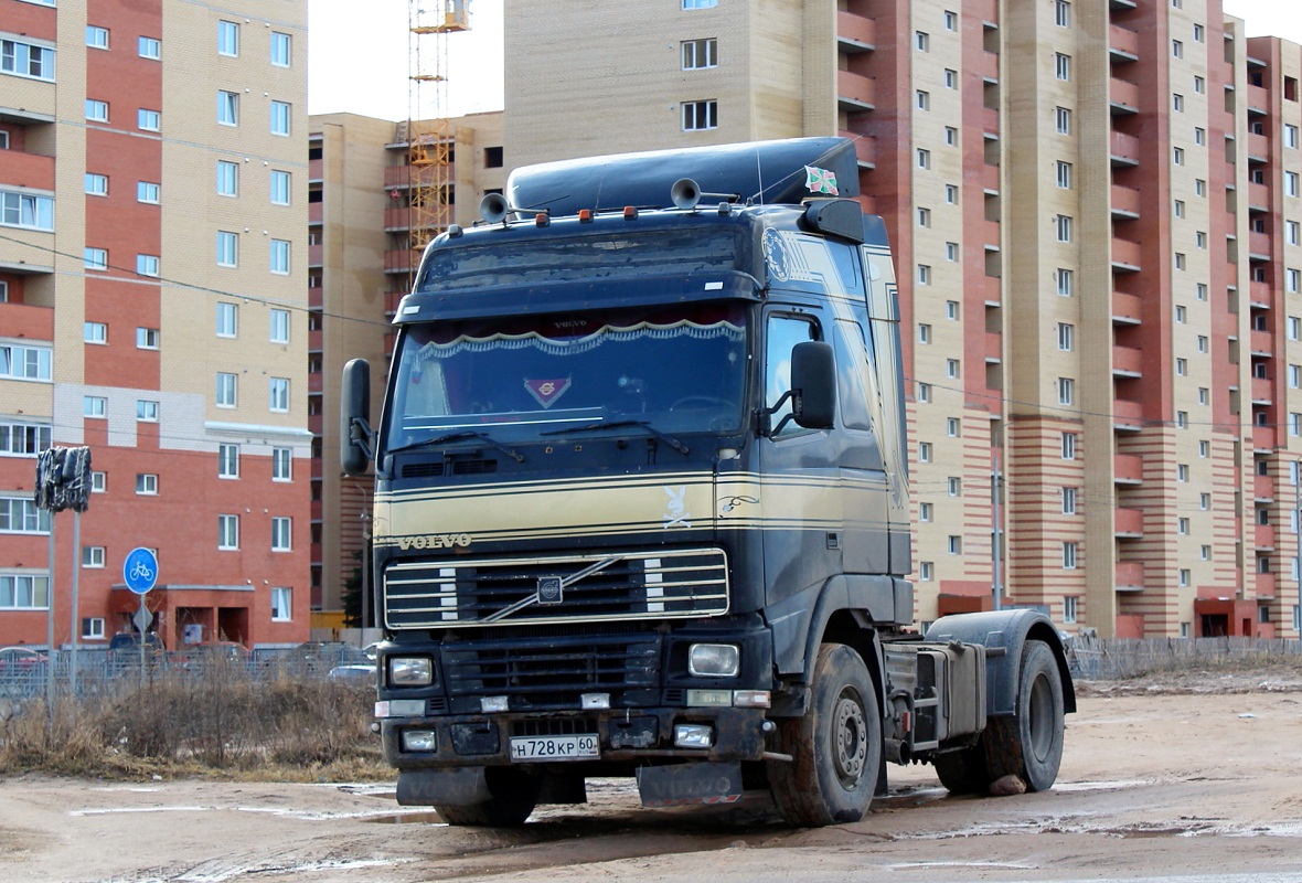 Псковская область, № Н 728 КР 60 — Volvo ('1993) FH12.420