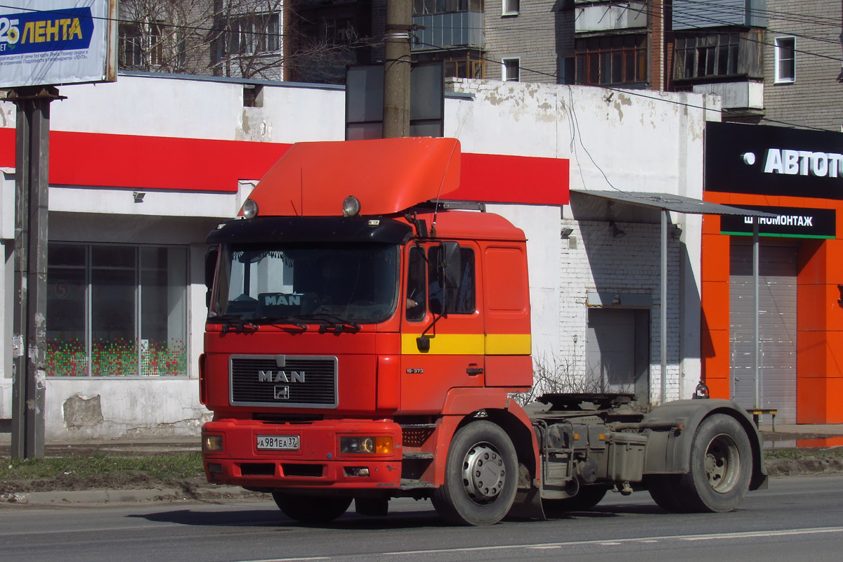 Ивановская область, № А 981 ЕА 37 — MAN F2000 (общая модель)