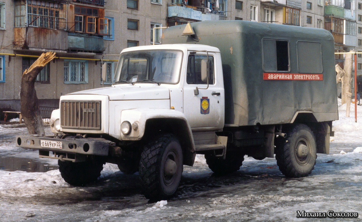 Алтайский край, № Е 669 КР 22 — ГАЗ-3308 «Садко»