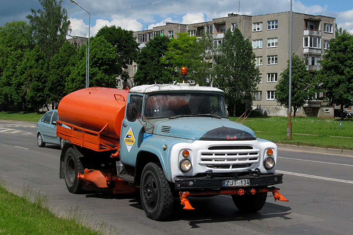 Литва, № ZJT 134 — ЗИЛ-130 (общая модель)