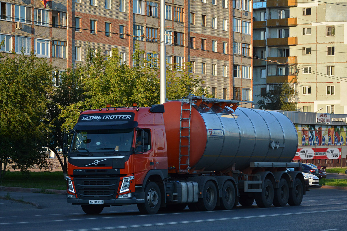 Кемеровская область, № Т 400 ЕХ 142 — Volvo ('2012) FH.420