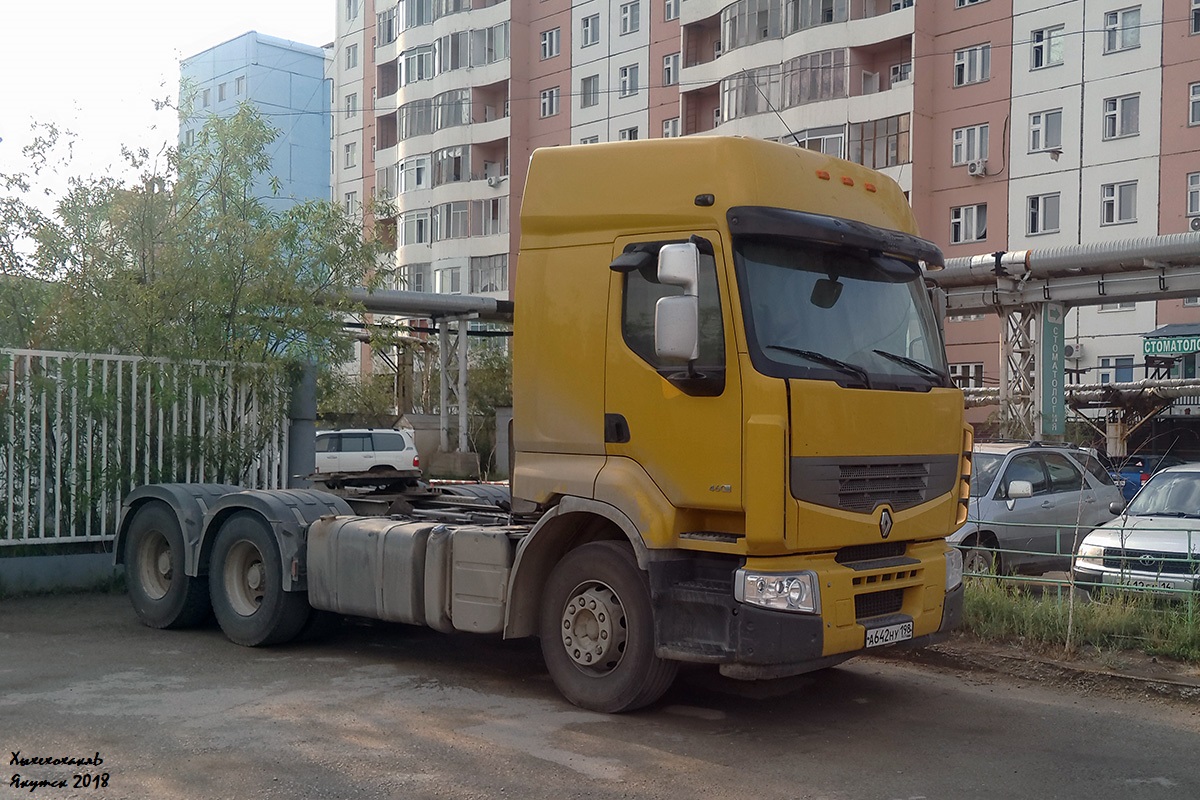 Санкт-Петербург, № А 642 НУ 198 — Renault Premium Lander [X9P]