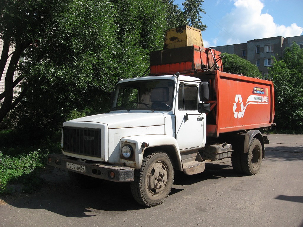 Тверская область, № Р 909 НР 69 — ГАЗ-3309