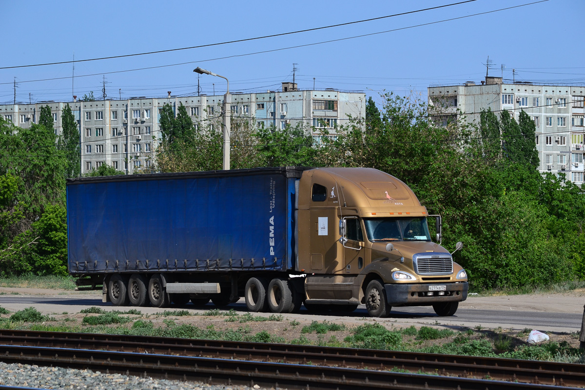 Волгоградская область, № В 277 КВ 134 — Freightliner Columbia