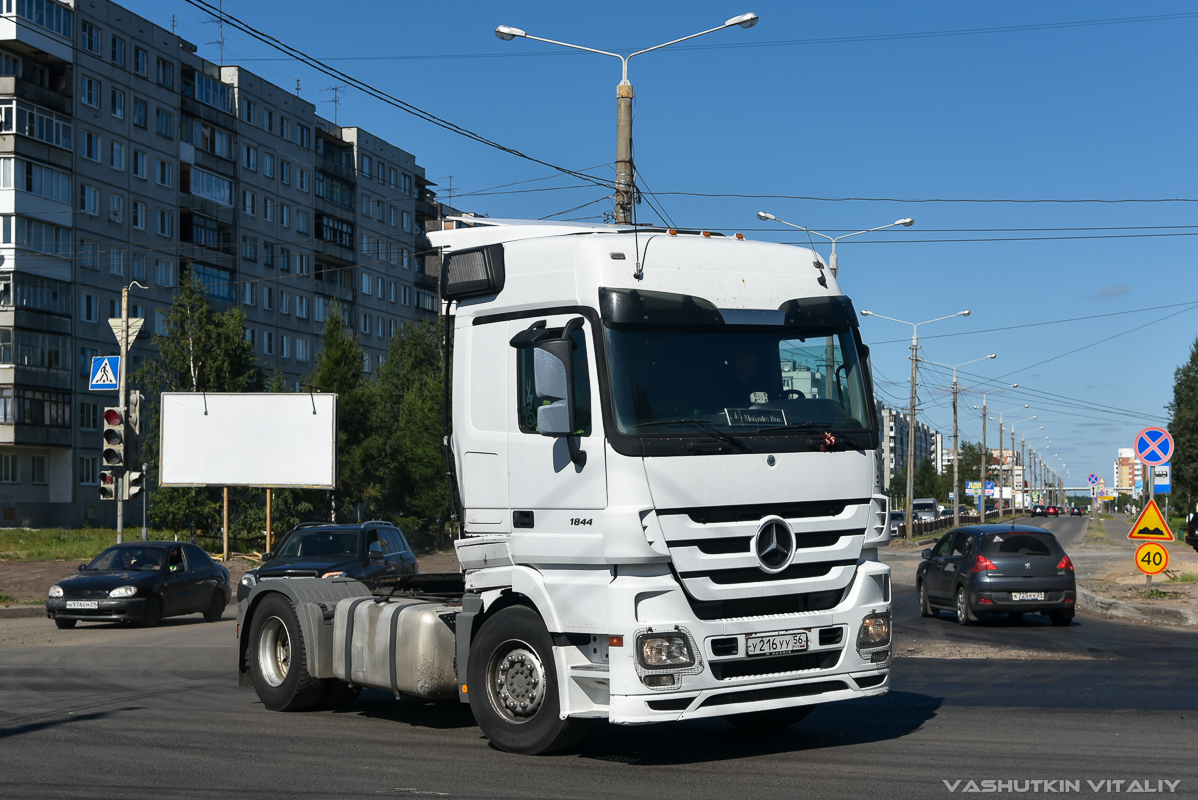Оренбургская область, № У 216 УУ 56 — Mercedes-Benz Actros ('2009) 1844