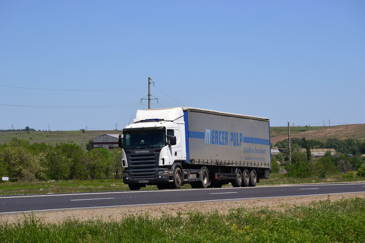Нижегородская область, № Е 454 ТР 152 — Scania ('2004) P380