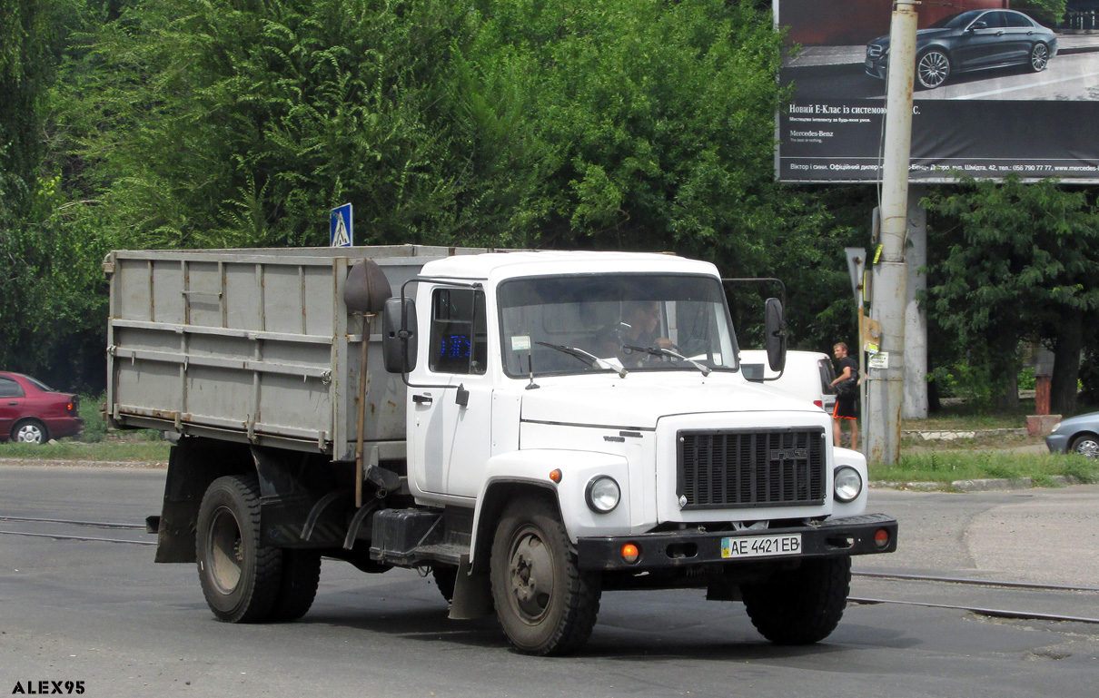 Днепропетровская область, № АЕ 4421 ЕВ — ГАЗ-3309