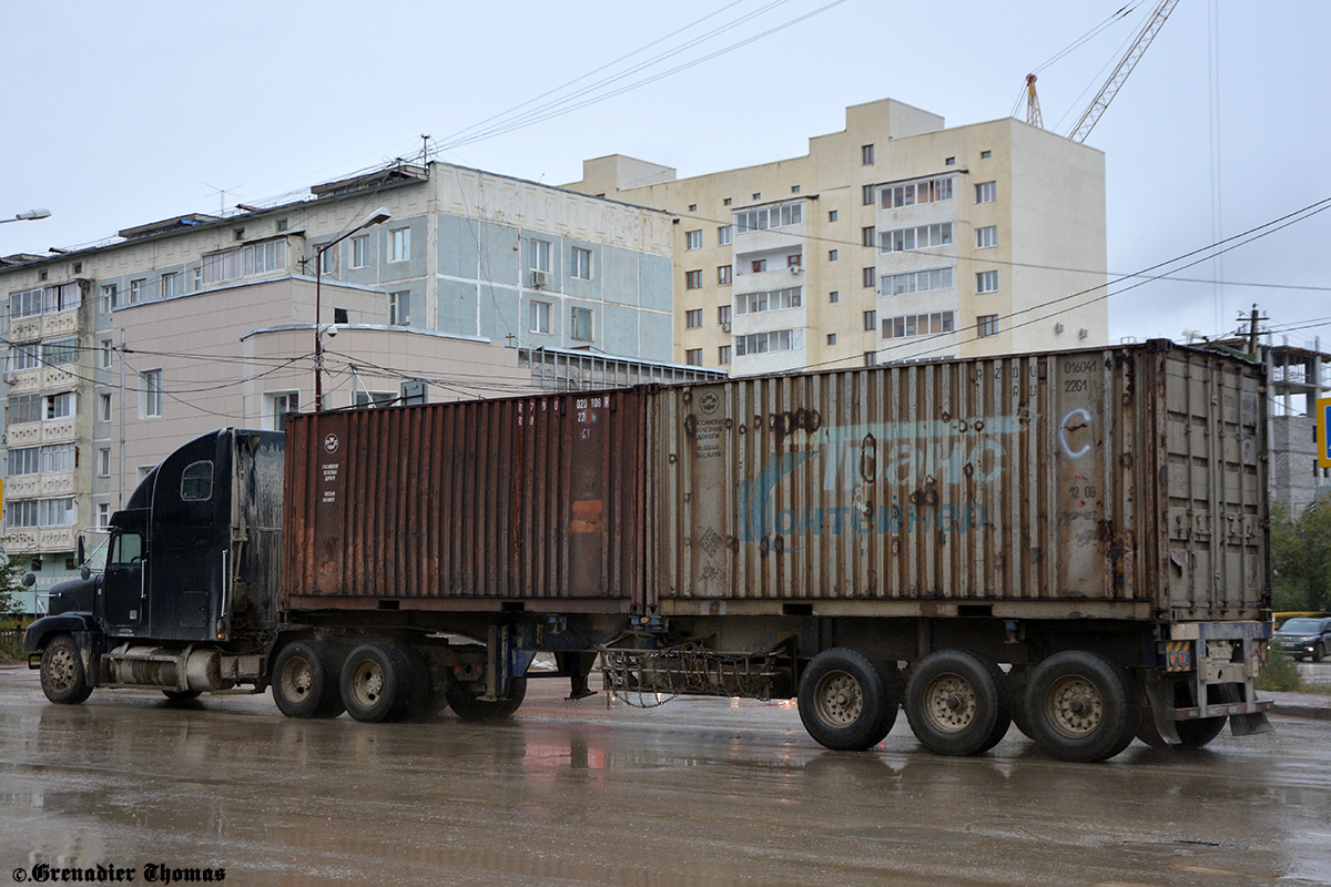 Саха (Якутия), № С 095 ЕО 14 — Freightliner FLD 120