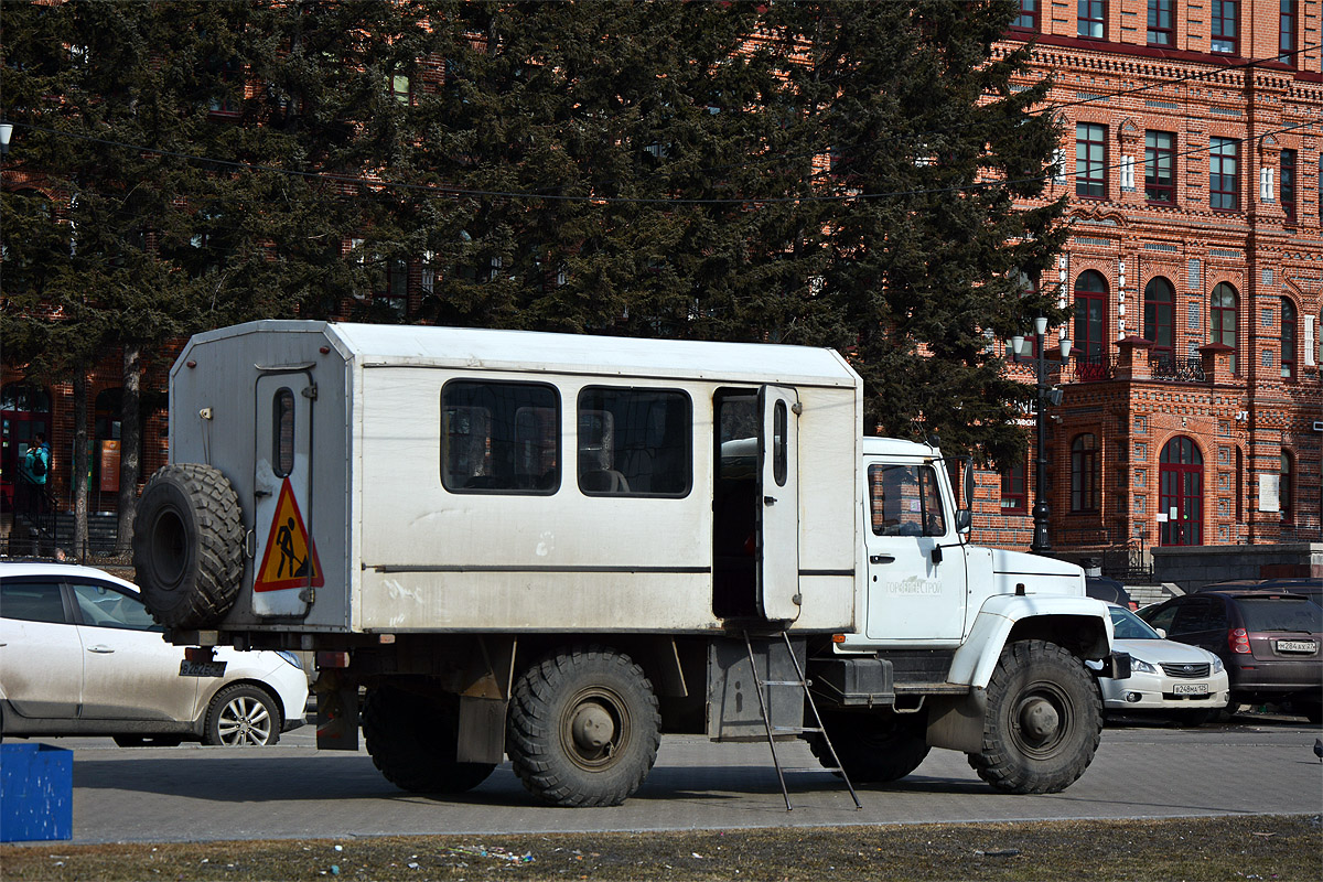 Хабаровский край, № В 282 ЕС 27 — ГАЗ-33081 «Садко»