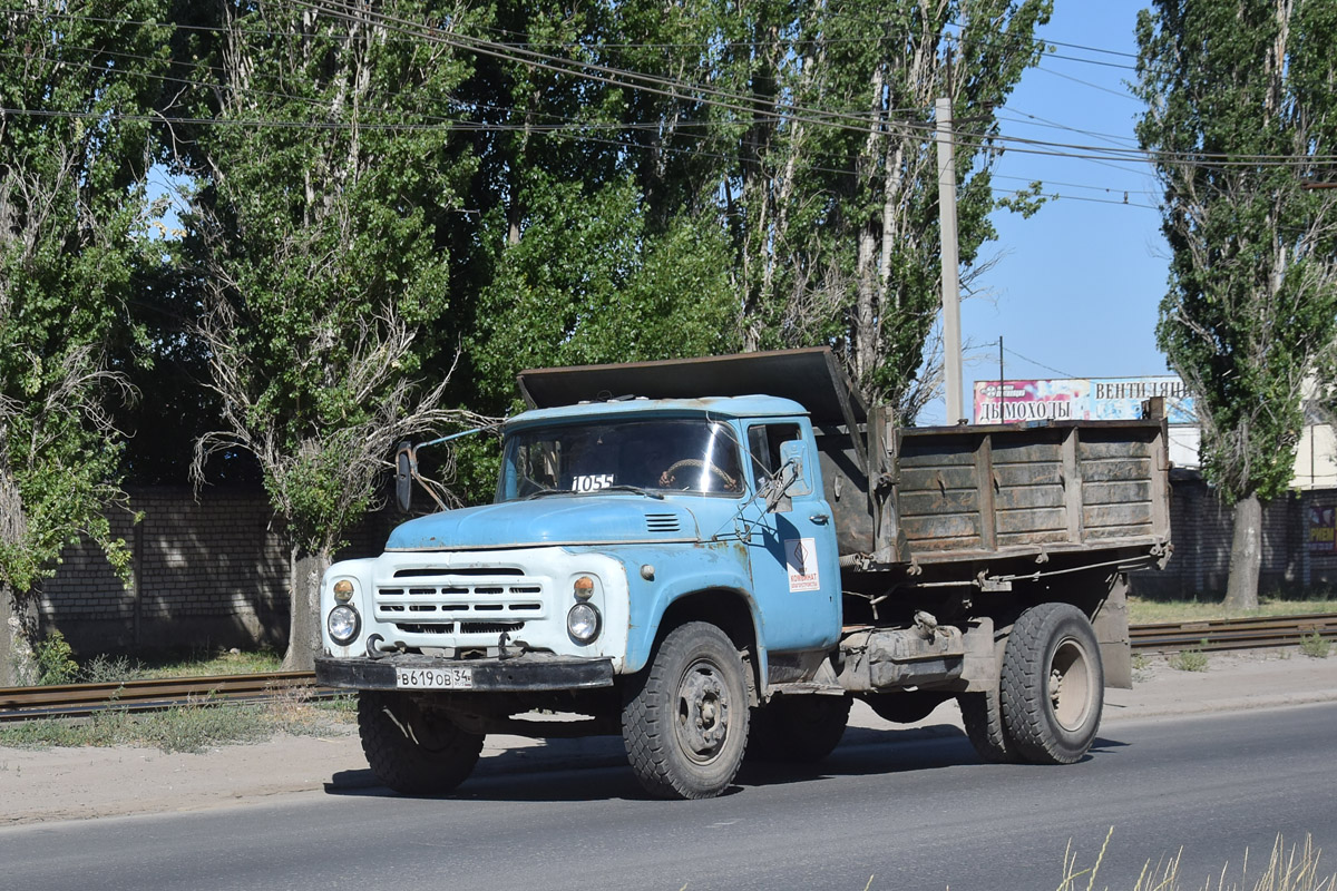 Волгоградская область, № 1055 — ЗИЛ-495710