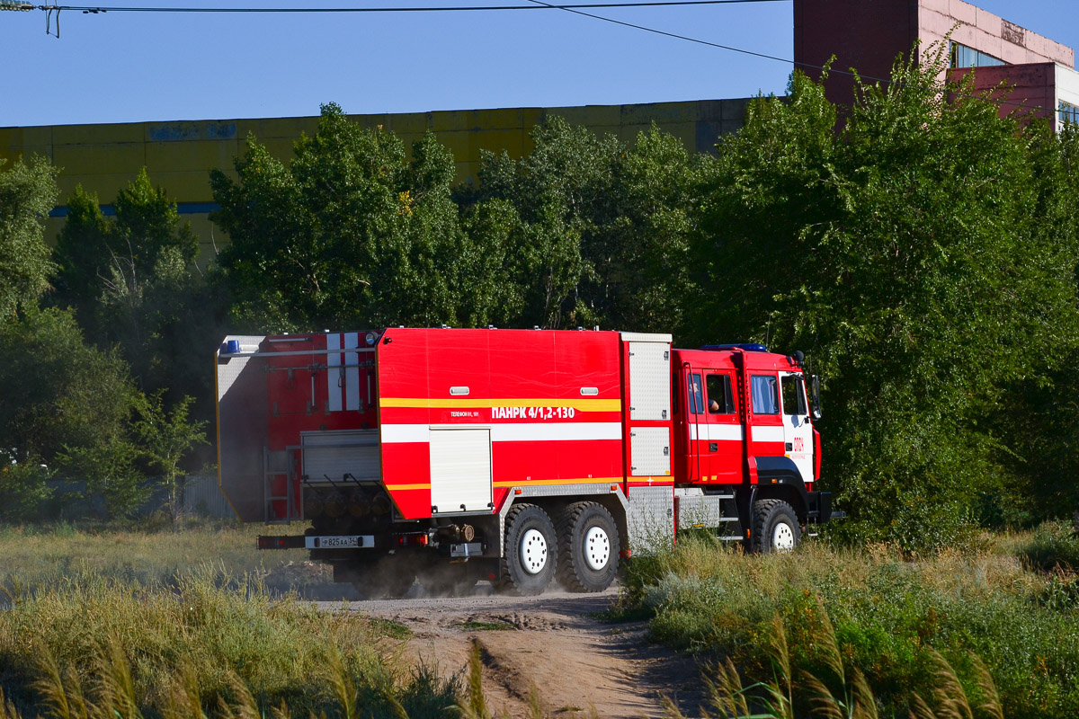 Волгоградская область, № Р 825 АА 34 — Урал-6370