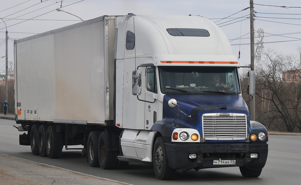 Омская область, № Н 714 ВК 55 — Freightliner Century Class