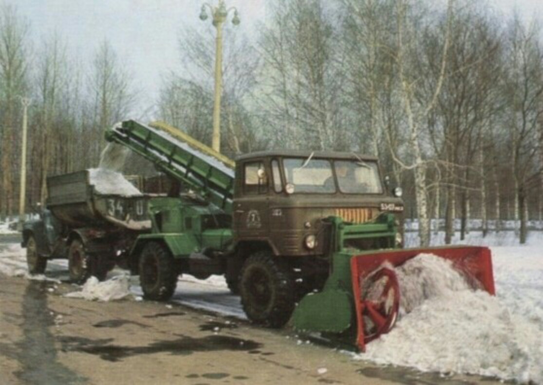 Москва, № 323 — ГАЗ-66 (общая модель)