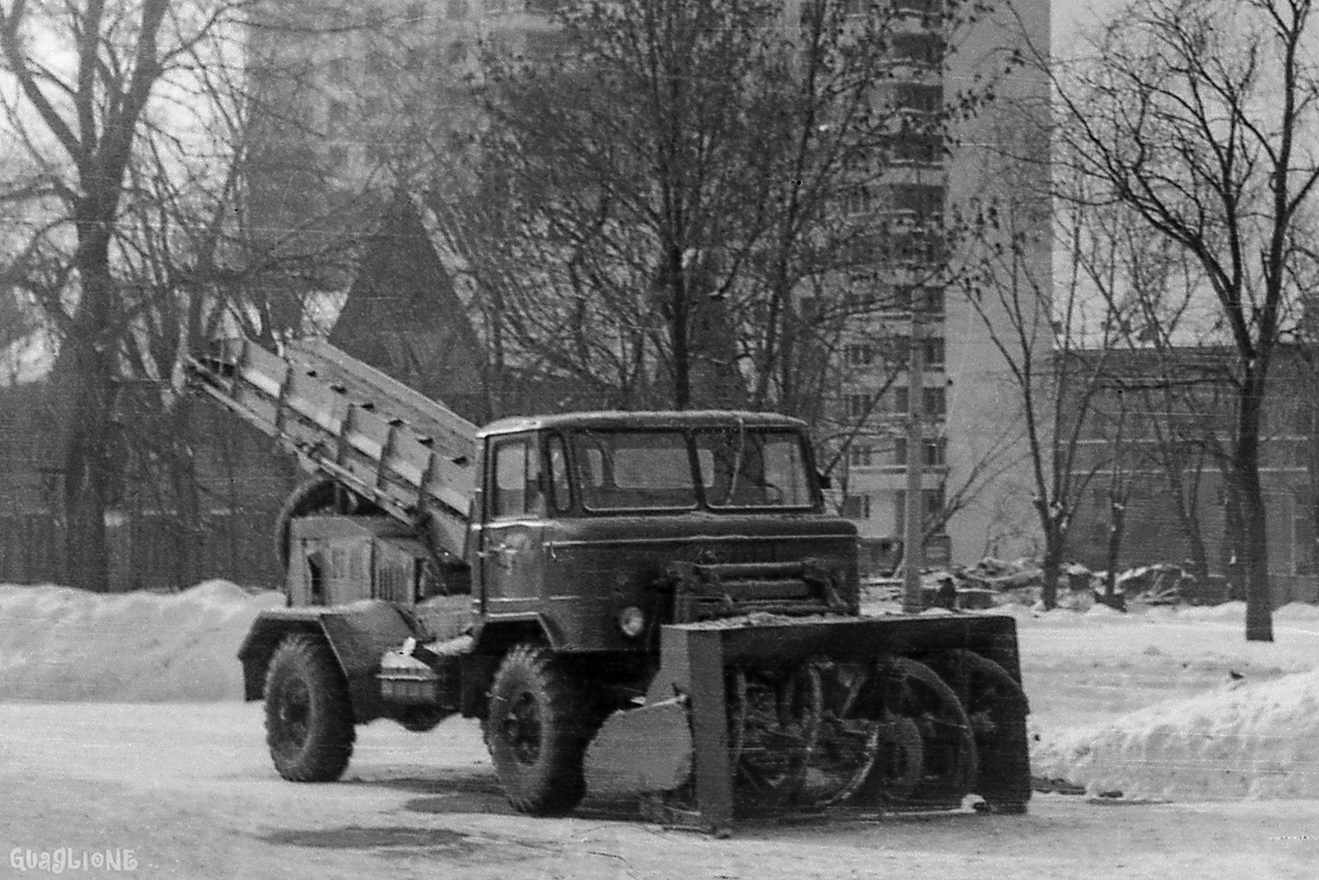 Москва, № 323 — ГАЗ-66 (общая модель); Москва — Исторические фотографии (Автомобили)