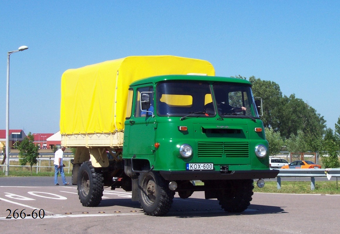 Венгрия, № KOX-600 — Robur (общая модель); Венгрия — III. Nemzetközi Ikarus, Csepel és Veteránjármű Találkozó, Polgár (2010)