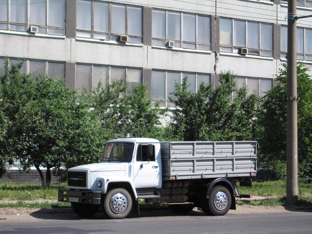 Нижегородская область, № О 659 ЕУ 52 — ГАЗ-33073
