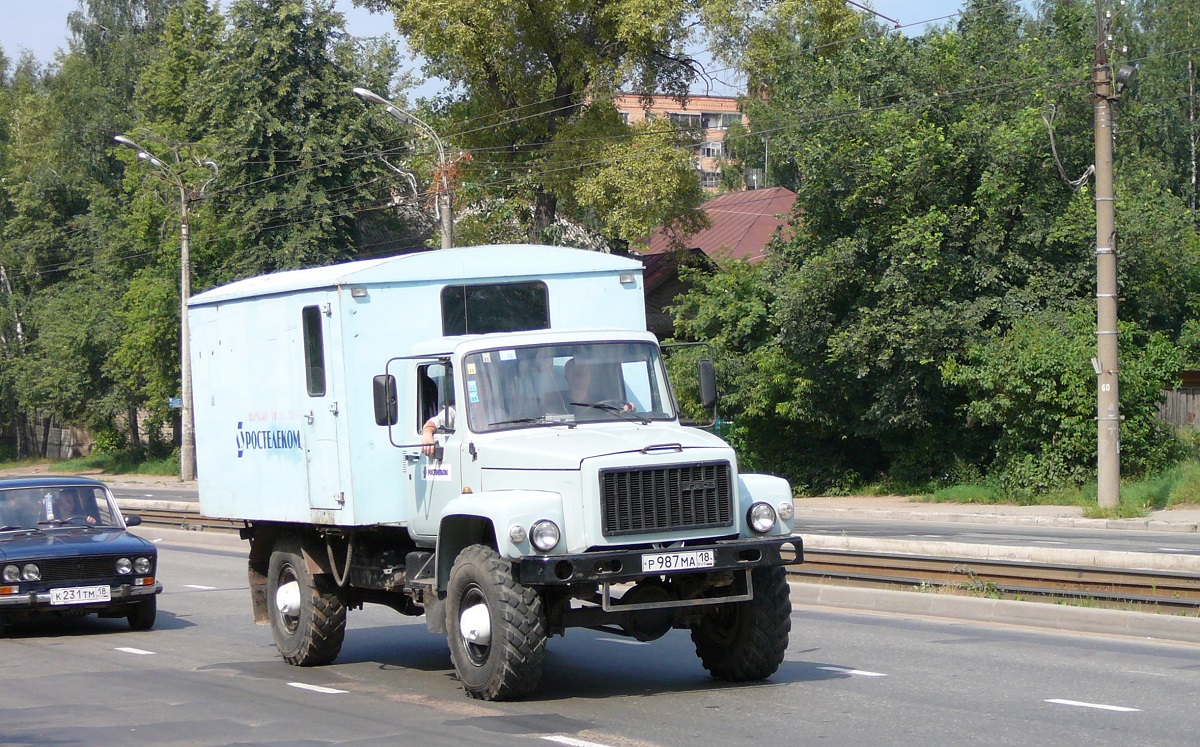 Удмуртия, № Р 987 МА 18 — ГАЗ-3308 «Садко»
