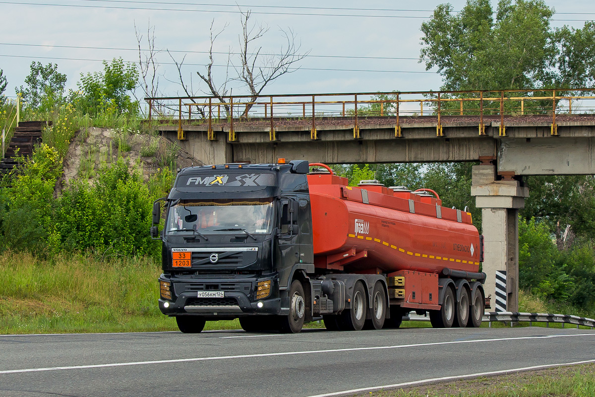 Красноярский край, № У 056 КМ 124 — Volvo ('2010) FMX.440