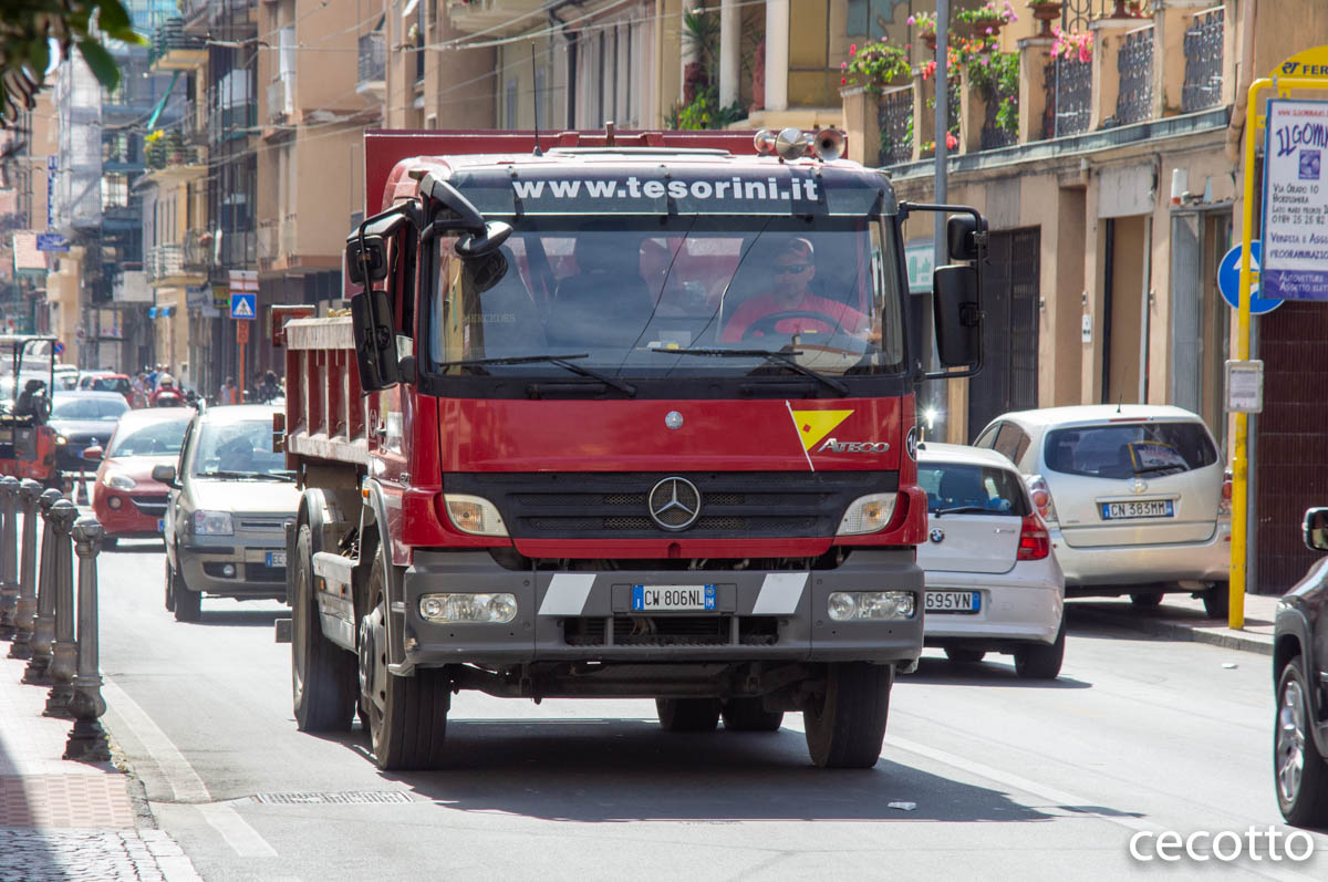 Италия, № CW 806NL — Mercedes-Benz Atego (общ.м)