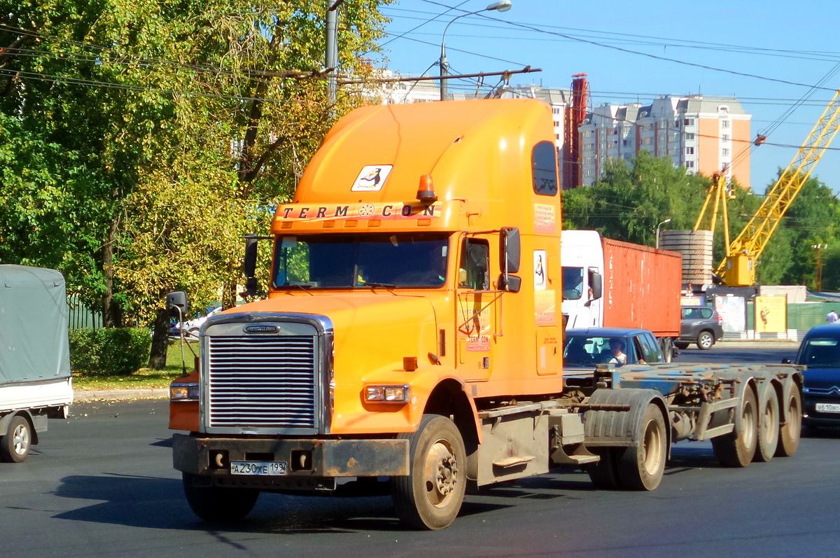 Москва, № А 230 ХЕ 199 — Freightliner FLD 120 SD