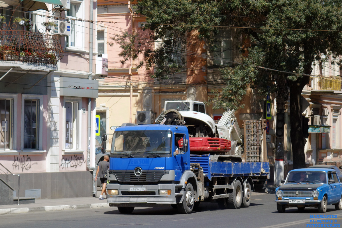 Крым, № А 825 КО 82 — Mercedes-Benz Atego (общ.м)