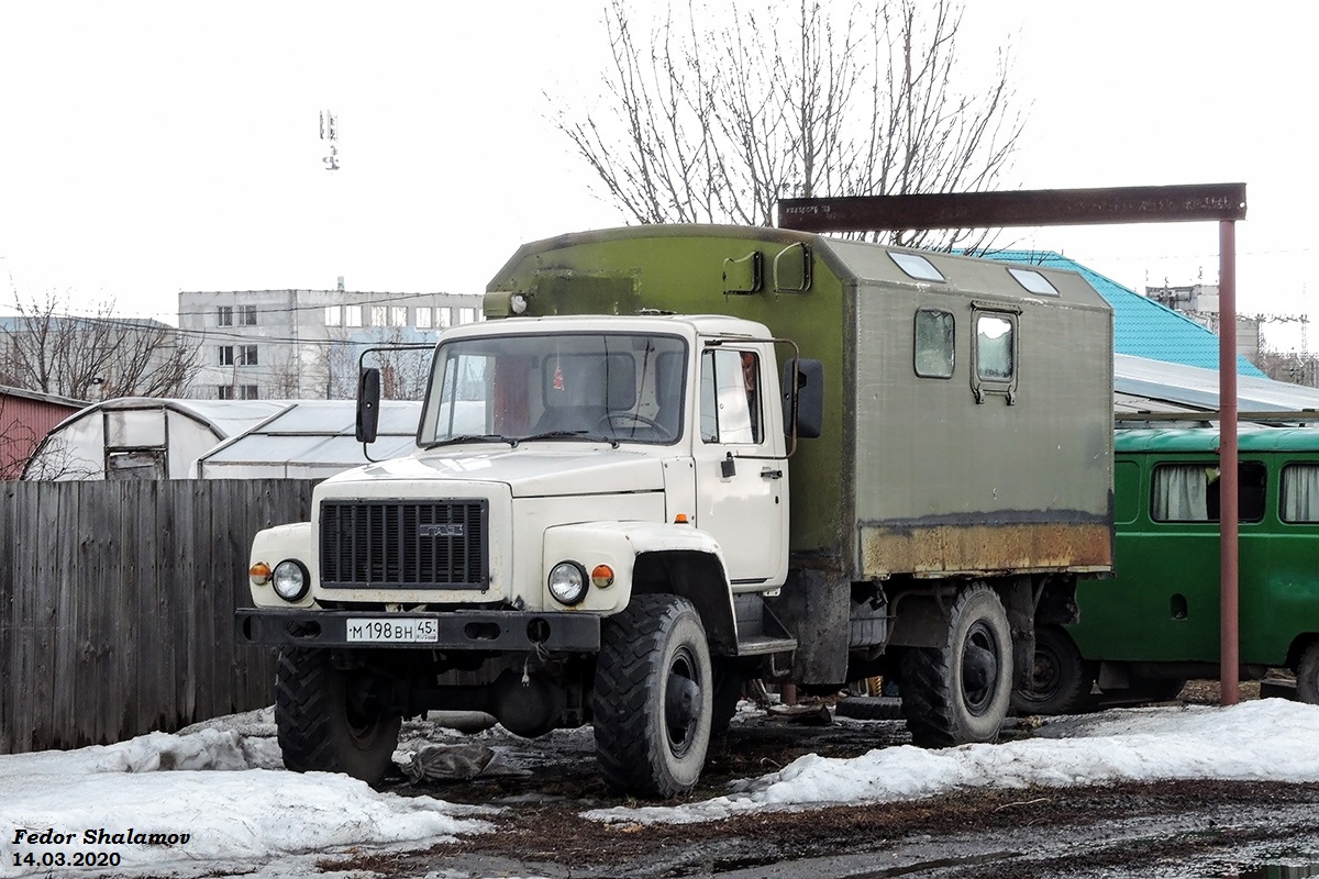 Курганская область, № М 198 ВН 45 — ГАЗ-3308 «Садко»