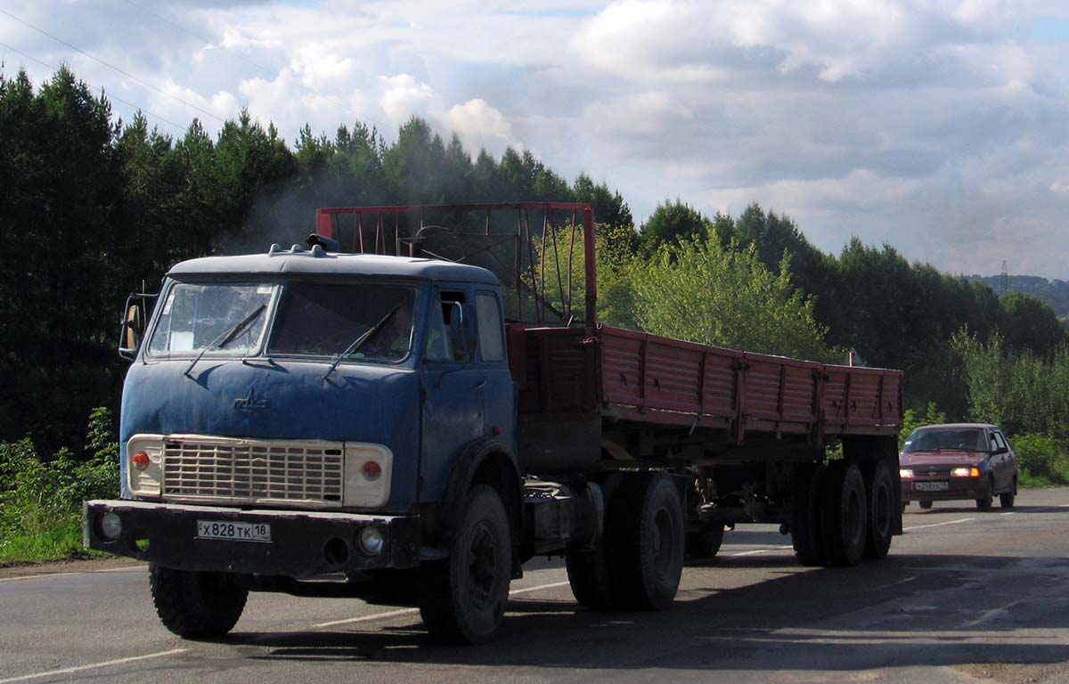 Удмуртия, № Х 828 ТК 18 — МАЗ-504В