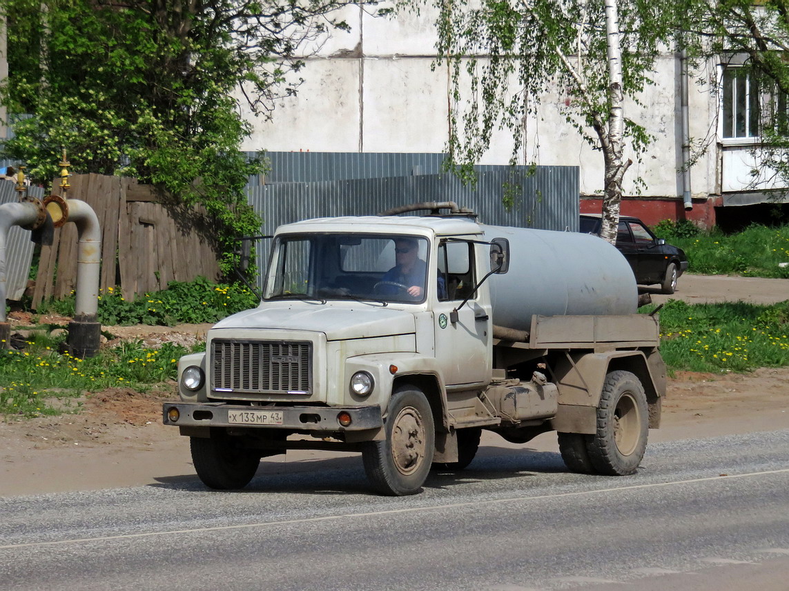 Кировская область, № Х 133 МР 43 — ГАЗ-3307