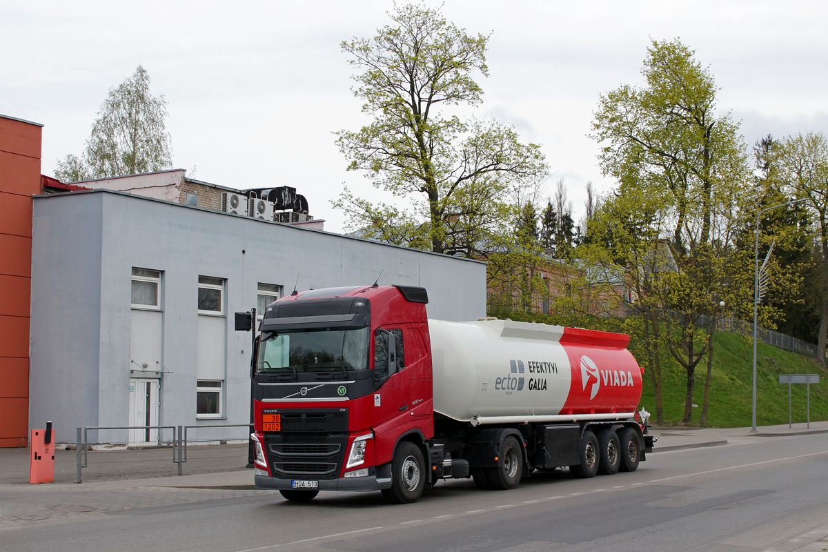 Литва, № HOA 513 — Volvo ('2012) FH.460