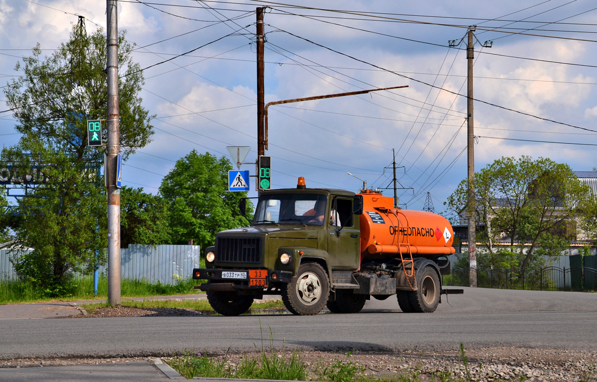 Калужская область, № В 033 ТР 40 — ГАЗ-3307