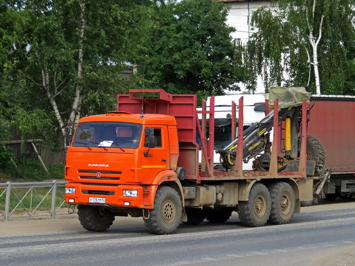 Кировская область, № А 176 РМ 43 — КамАЗ-43118 (общая модель)