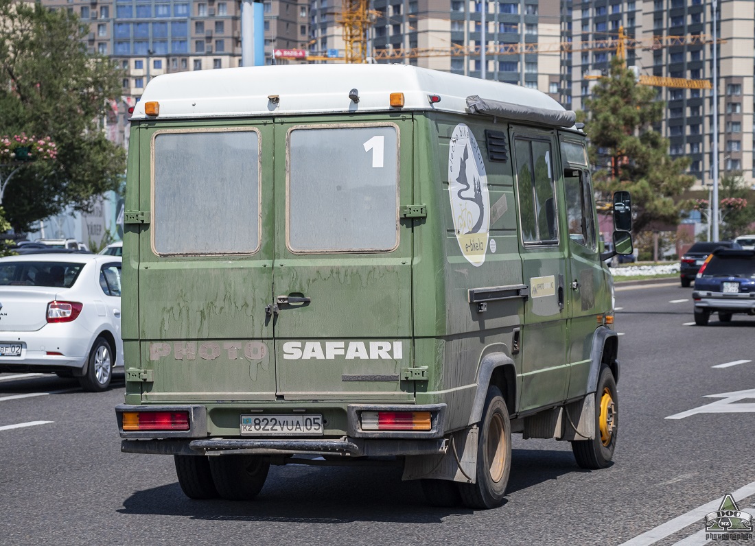 Алматинская область, № 822 VUA 05 — Mercedes-Benz T2 ('1986)