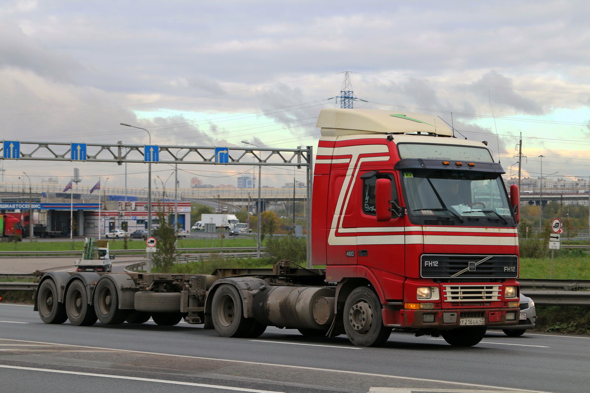Ленинградская область, № Т 216 ЕА 47 — Volvo ('1993) FH12.460