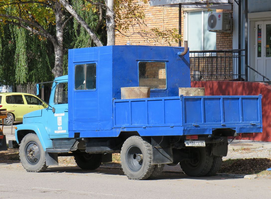 Приморский край, № Т 136 СЕ 25 — ГАЗ-3307