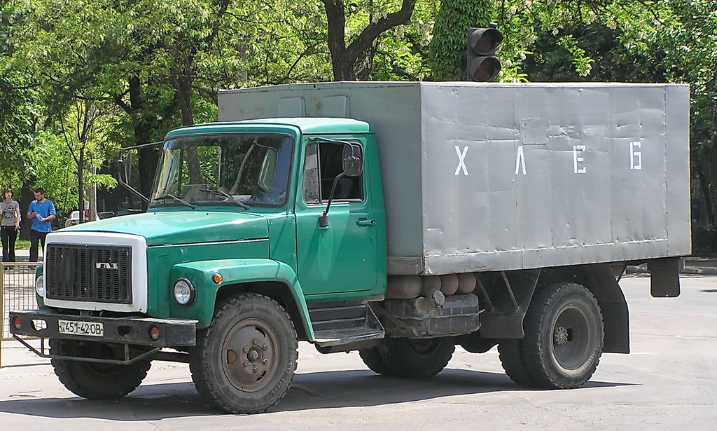 Одесская область, № 451-42 ОВ — ГАЗ-3307