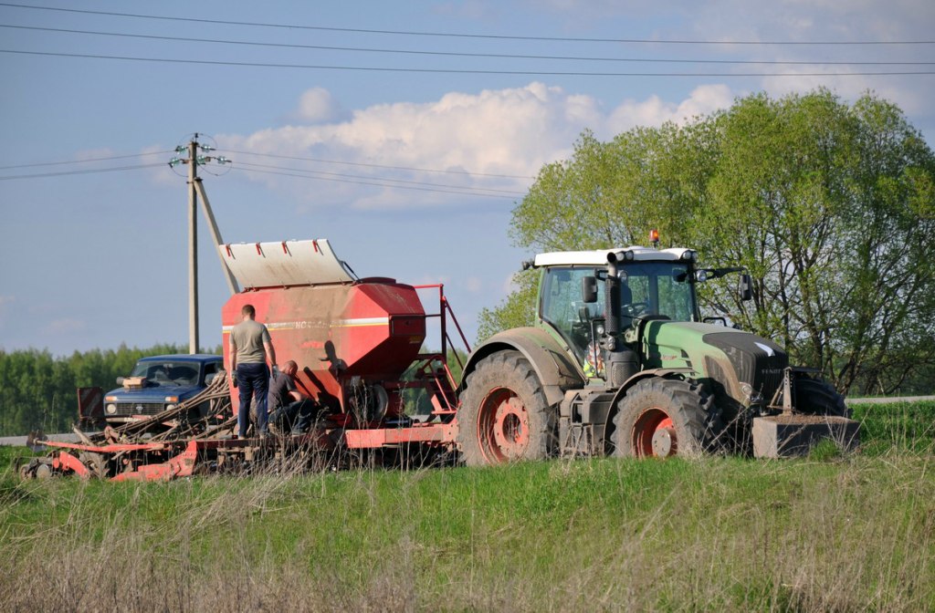 Рязанская область, № (62) Б/Н СТ 0097 — Fendt 936 Vario; Прицепы сельскохозяйственные — Посевные комплексы (общая)