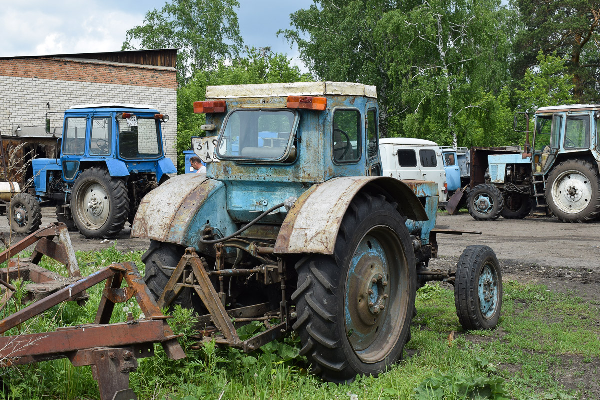 Алтайский край, № 3199 АО — Т-40АМ