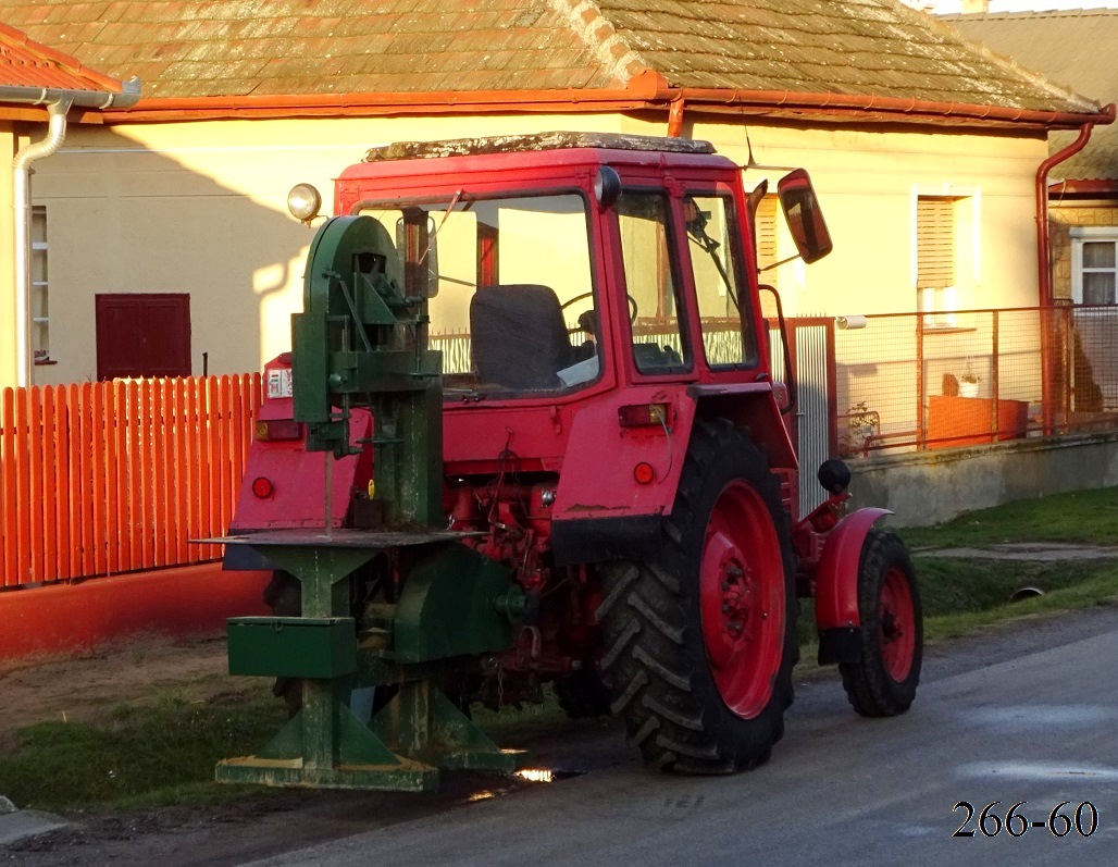 Венгрия, № YFD-385 — МТЗ-80; Венгрия — Трактора с лентопильными станками