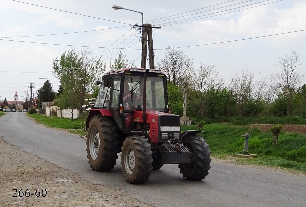 Венгрия, № YHX-048 — Беларус-820.2