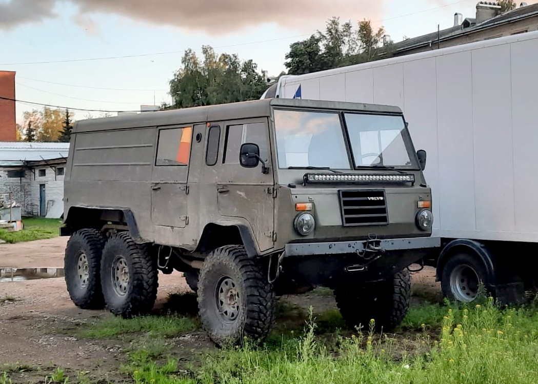 Псковская область, № 6902 ЕЕ 60 — Volvo (общая модель)