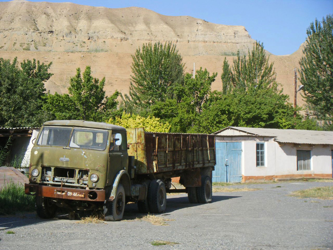 Таджикистан, № 09-46 ЛБМ — МАЗ-504В