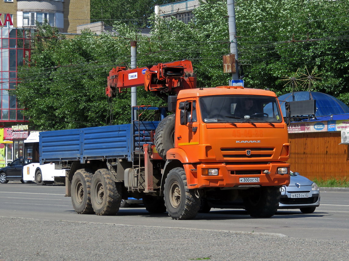 Кировская область, № К 300 ОС 43 — КамАЗ-43118 (общая модель)