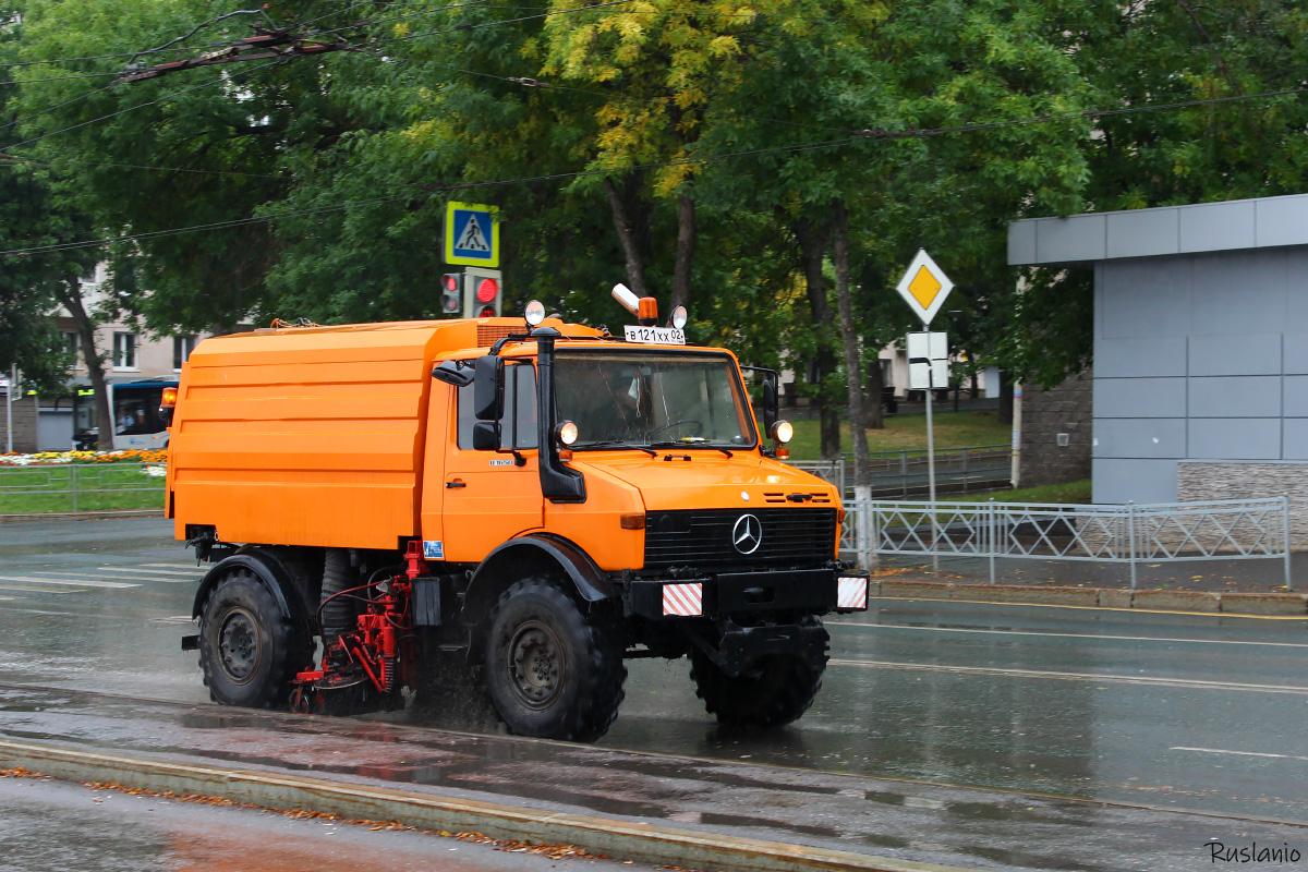 Башкортостан, № В 121 ХХ 02 — Mercedes-Benz Unimog U1650